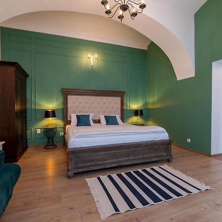 Apartment Green Сибиу Экстерьер фото