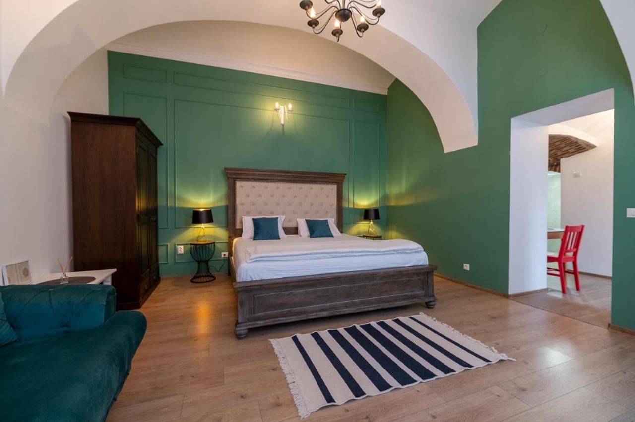 Apartment Green Сибиу Экстерьер фото