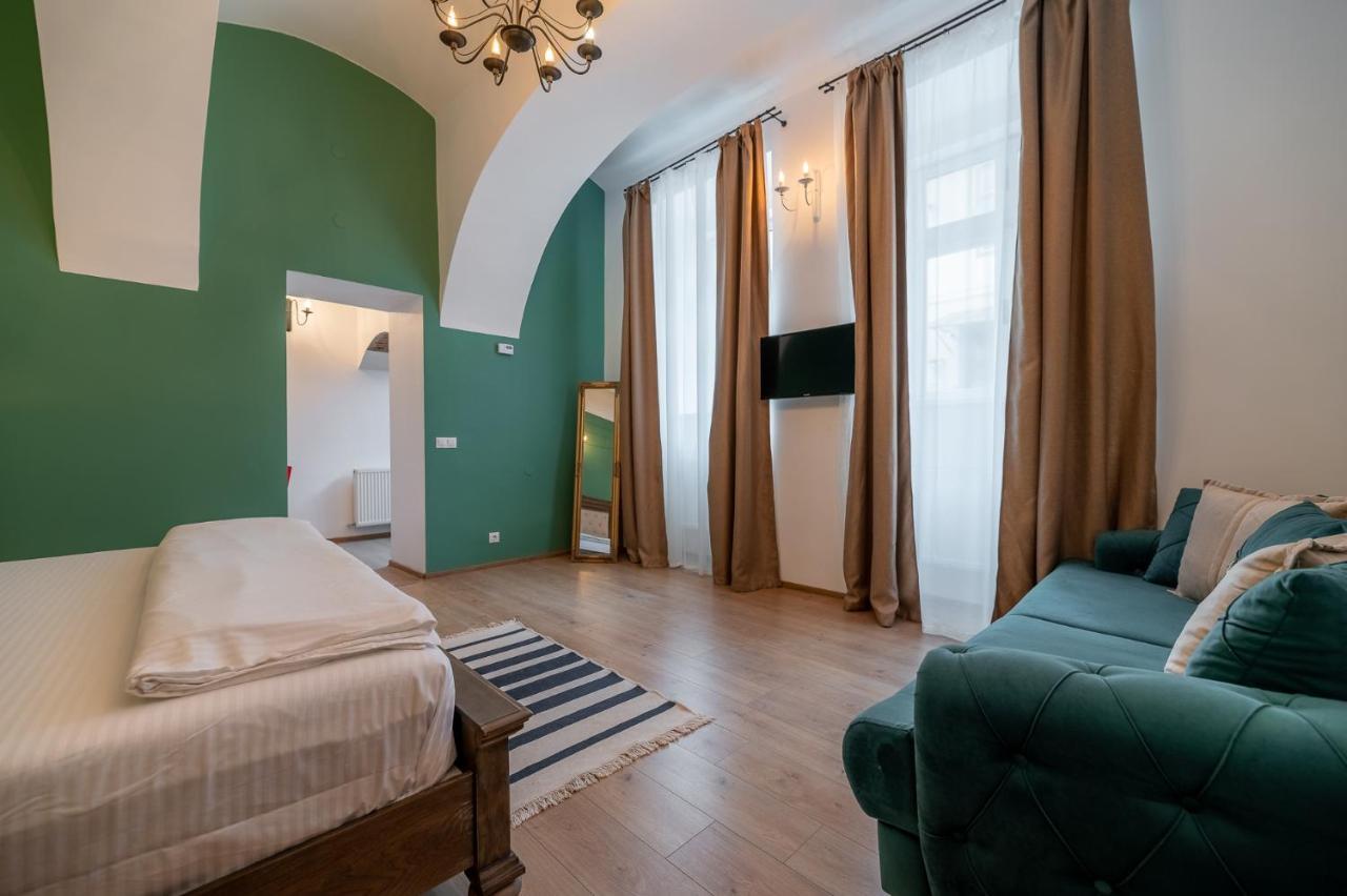 Apartment Green Сибиу Экстерьер фото
