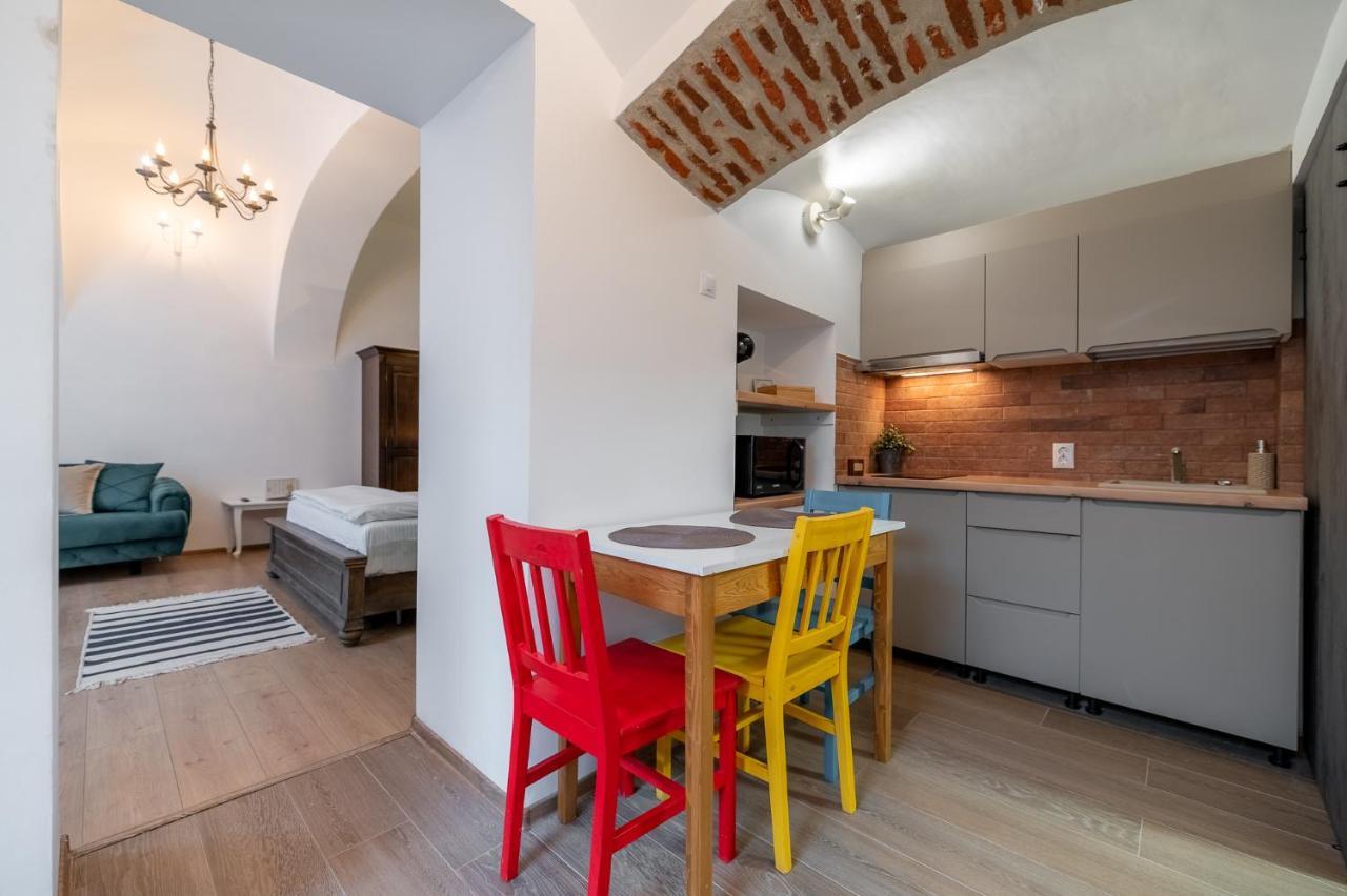 Apartment Green Сибиу Экстерьер фото