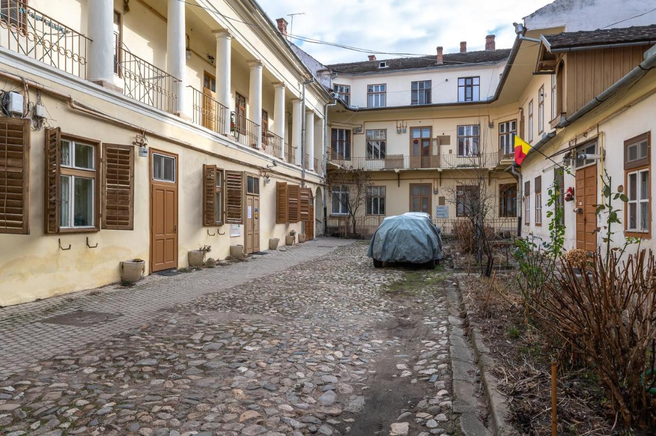 Apartment Green Сибиу Экстерьер фото