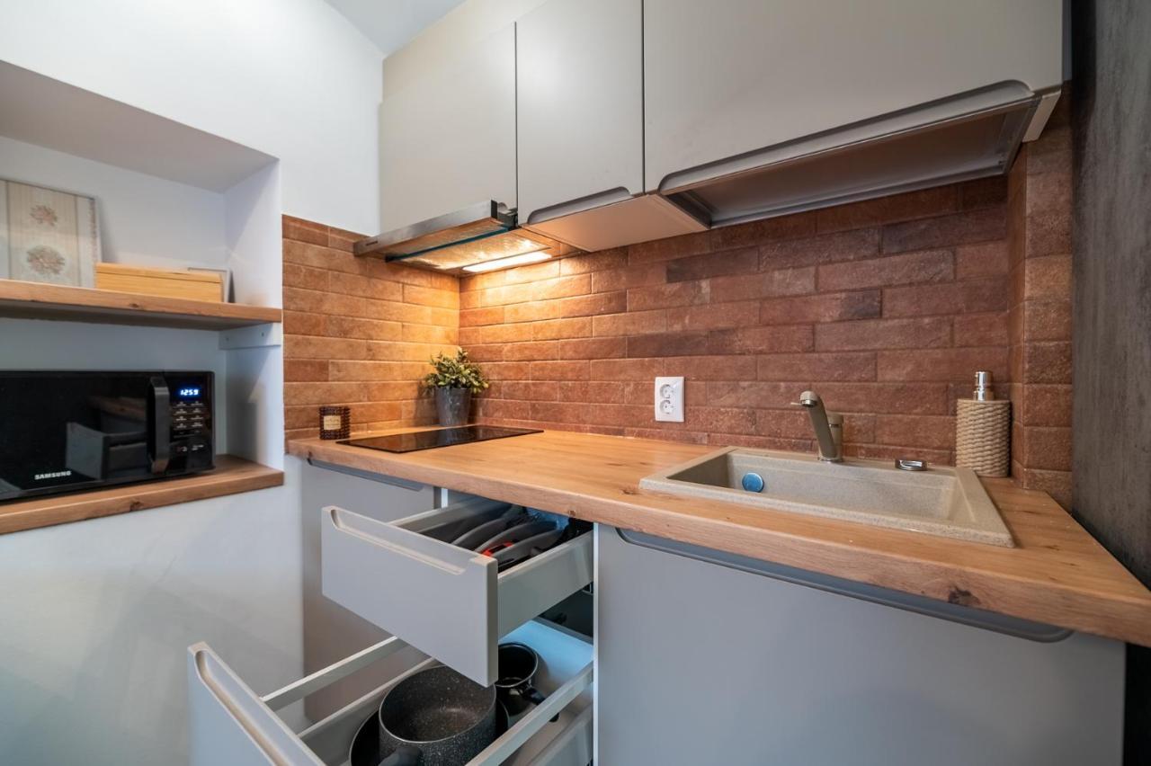 Apartment Green Сибиу Экстерьер фото